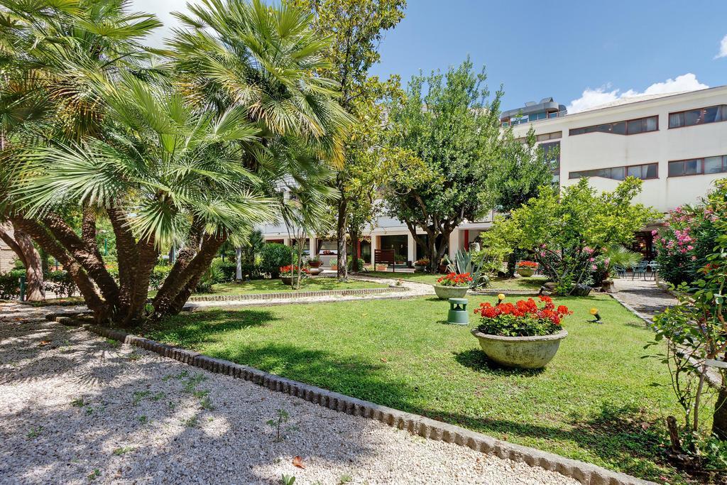 רומא The Church Village מראה חיצוני תמונה
